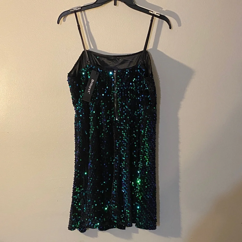 Allegra K Black Mini Dress with Green Sequin Shine - Picture 2 of 6